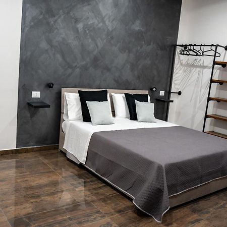 B&B Santa Lucy L.A.M. Napoli Exterior foto